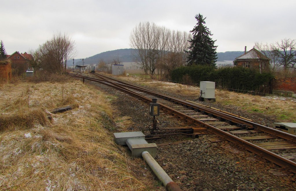 Die Einfahrtsweiche am Westkopf vom Bf Laucha (Unstrut); 28.01.2011