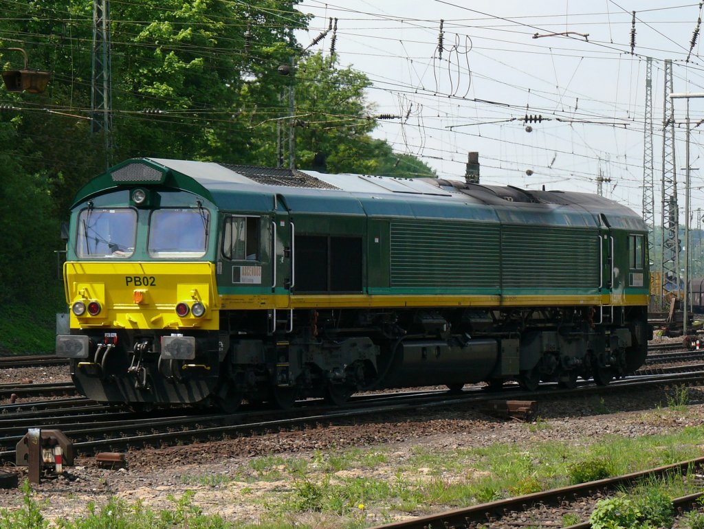 Die f�r Crossrail fahrende PB02 von Ascendos man�vriert in Aachen-West und wird in K�rze einen Containerzug nach Belgien �berbringen. Aufgenommen am 16/05/2010.