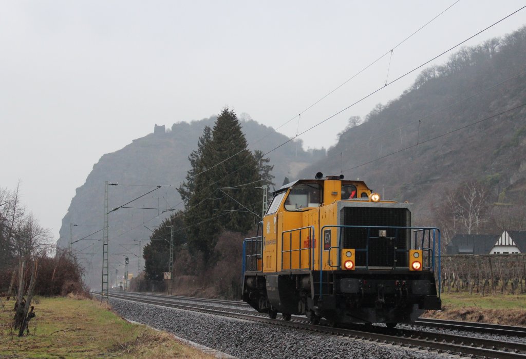 Die fr Leonhard Weiss fahrende 214 010 kam am 10.3.2012 durch Leutesdorf am Rhein. Leider bei starkem Regen...