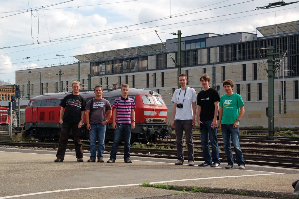 Die Gruppe vom User-Treffen in Hannover, v.l.n.r.: Meine Wenigkeit, Stefan, Kevin, Thomas, Valentin und Matthias.