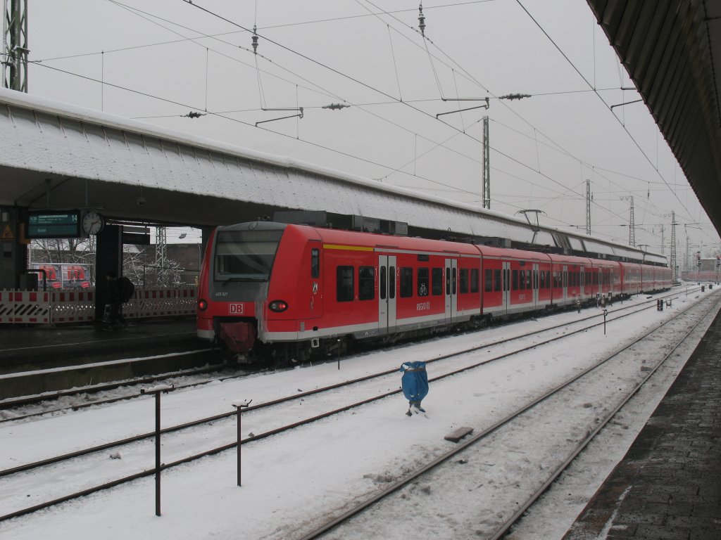 Die Haard Bahn nach Essen in Mnster Hbf. 22.12.2010