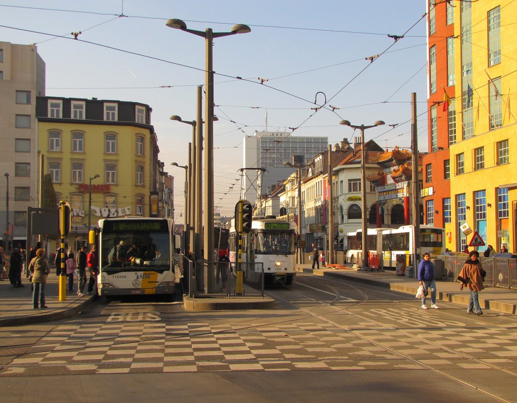 Die Haltestelle Astrid im Zentrum von Antwerpen; 22.11.2011
