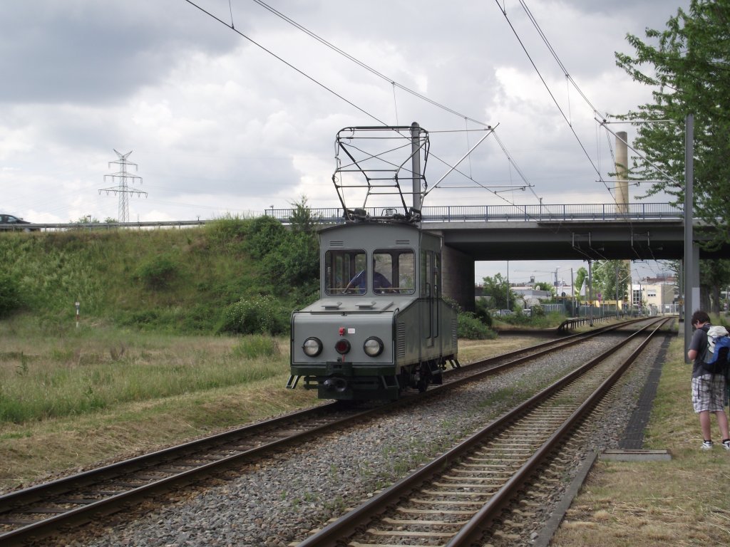 Die IGN OEG E Lok in Viernheim bei einer Sonderfahrt am 15.05.11