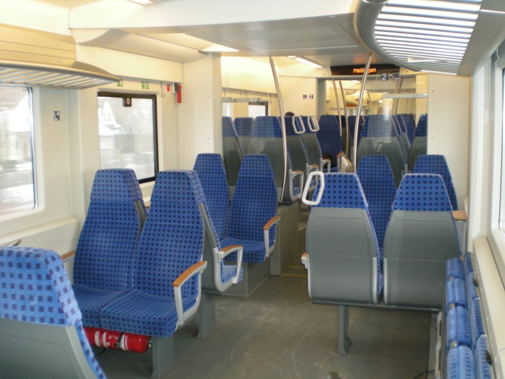 Die Inneneinrichtung der Baureihe 440 der DB, hier am 31.01.2011 um 10:15 Uhr als RB 57016 auf der Fahrt nach Donauwrth. 