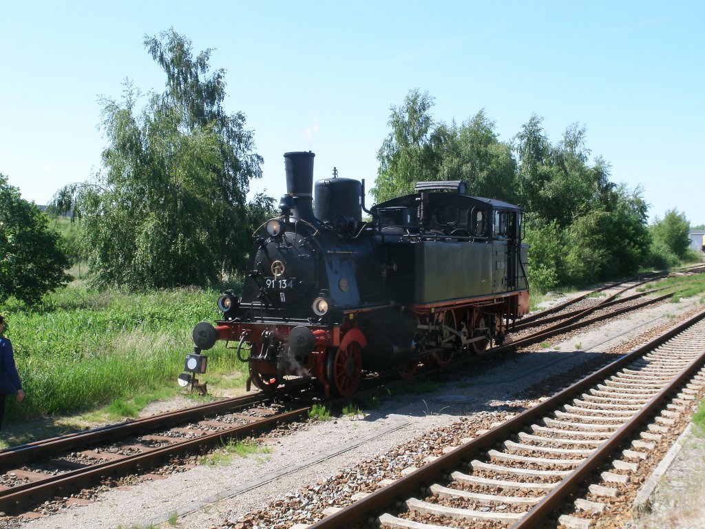 Die kleine Schweriner 91 134,am 04.Juni 2011,auf dem Gleis zum Lokschuppen in Bergen/Rgen.