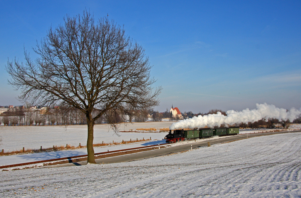 Die letzte Aufnahme des Tages entstand am Ortsausgang Mgeln, in Richtung Glossen, 12-02-2012.