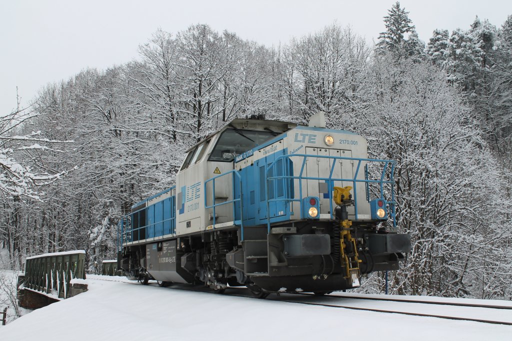 Die letzte zu Vermessende Brcke war jene nchst km 50.0 kurz vor Wies Eibiswald. 2170.001 die wohl in nchster Zeit fters auf der GKB anzutreffen sein wird wartet auf Ihre weiterfahrt. 15.01.2013