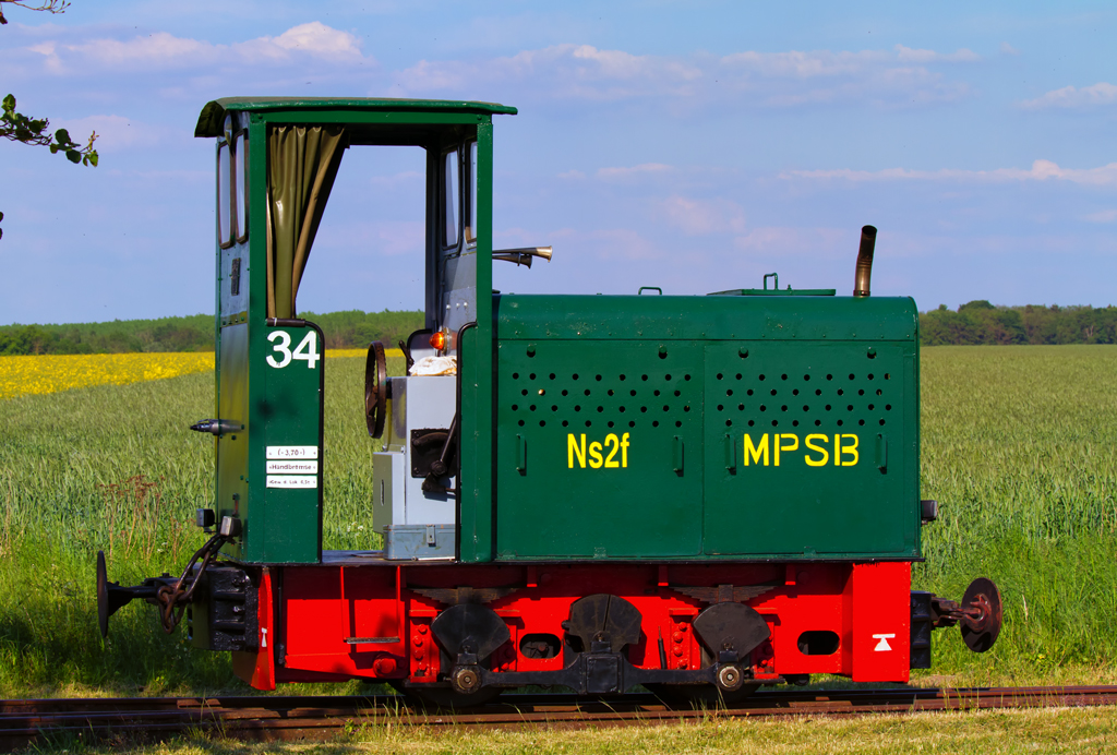 Die Lok Ns2f wurde hergestellt vom Lokomotivbau Karl Marx Babelsberg 1955. Foto vom 20.05. 2012 zum 120 jhrigem Jubilum der MPSB.