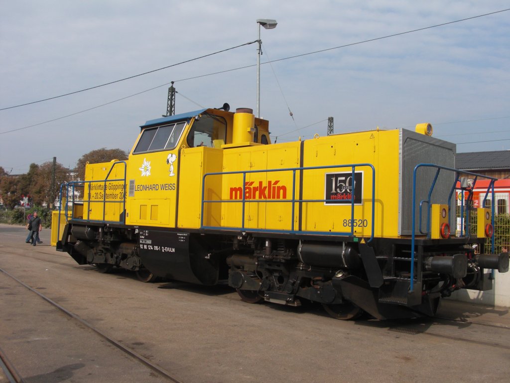 Die Mrklin-Bahn; die V 100 mit der Leonard Weiss-Nr. 88520 (Mrklintage im Sep. 2009 in GP)