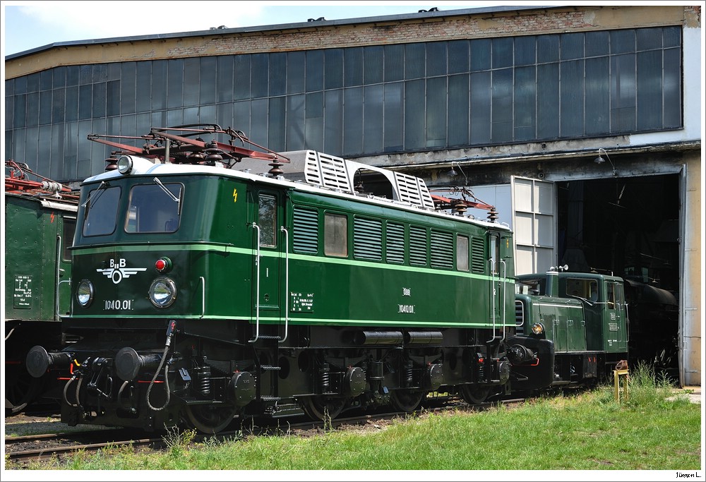 Die neu lackierte 1040.01 im EB-Museum Strasshof; 13.6.2011