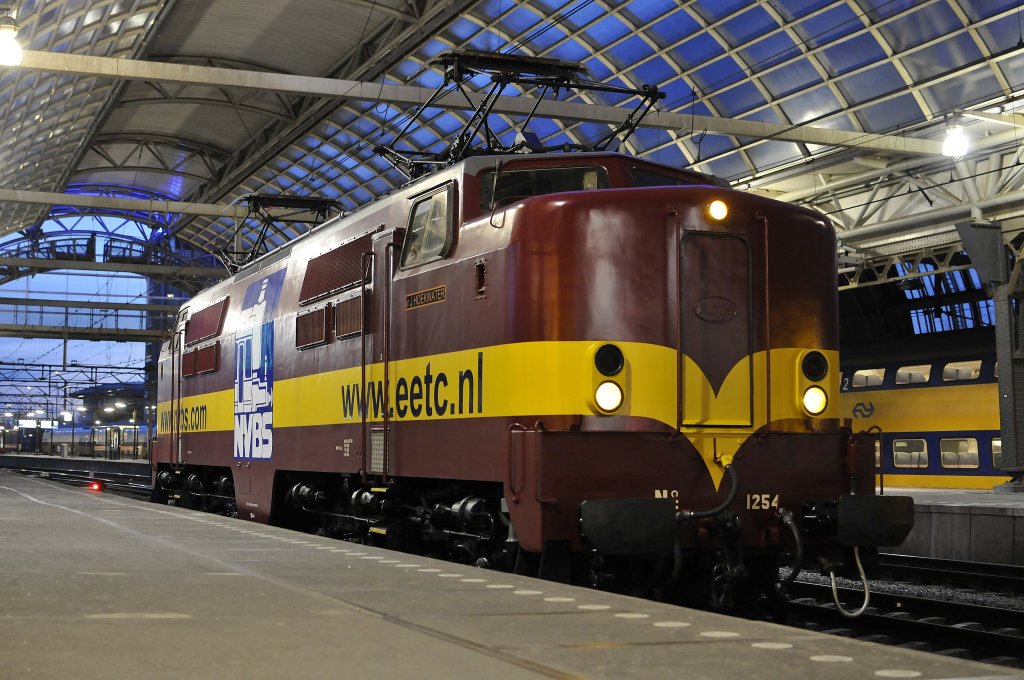 Die  neue  EETC 1254 hat EN 447 gebracht und wartet jetzt in Amsterdam am 11.02 2011.
