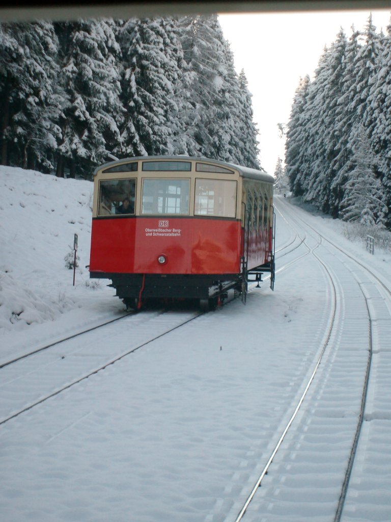 Die Oberweibacher Bergbahn von unten.aufgenommen am 27.11.2010
