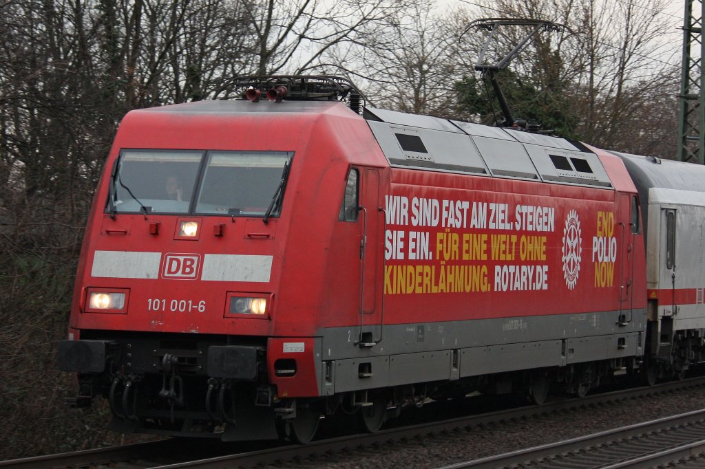 Die Polio 101 001 am 20.12.12 in Dsseldorf-Oberbilk.