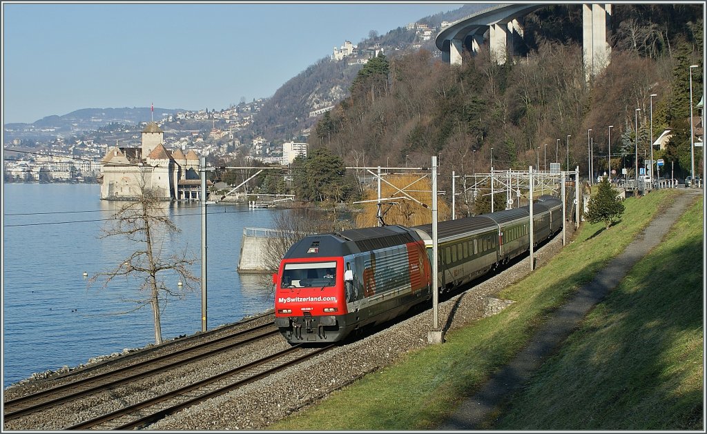Die Re 460 036-7 wirbt fr den Schweizer Tourismus...
3. Jan 2010