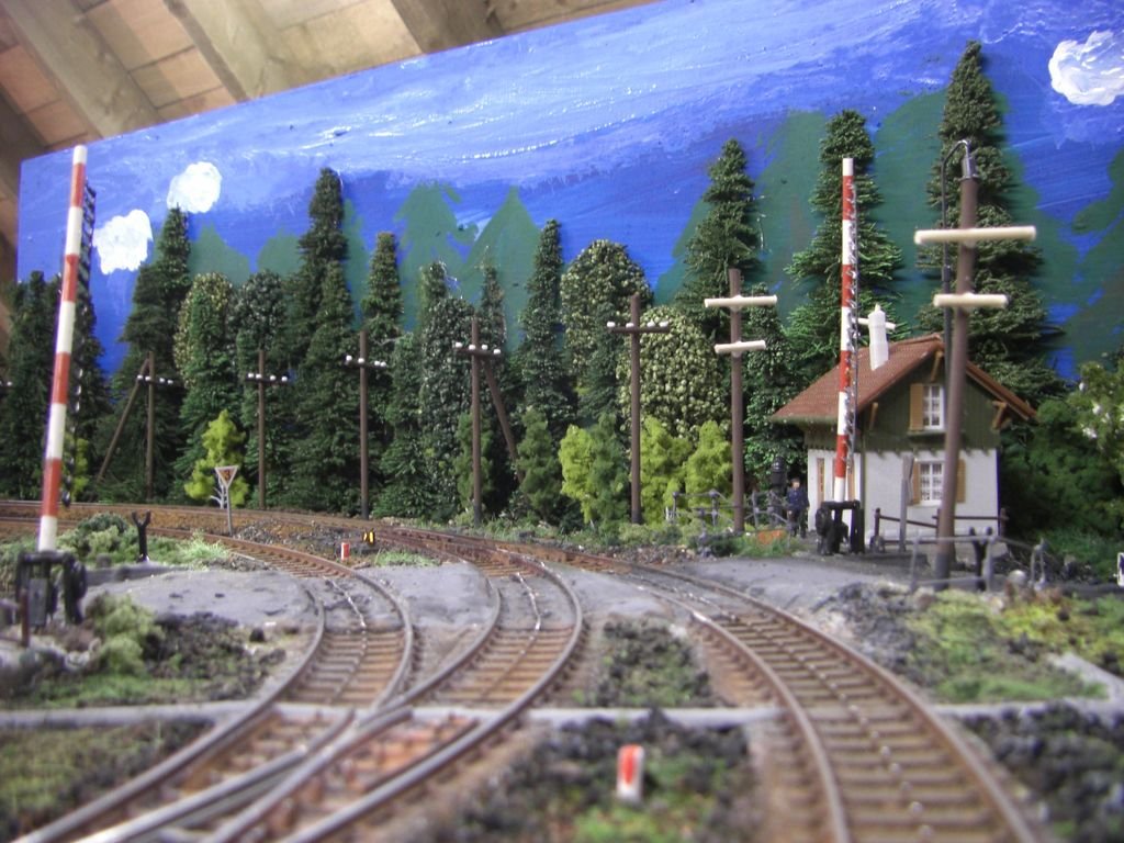 Die Rckwand wurde bearbeitet, es wurde farblich etwas angepasst