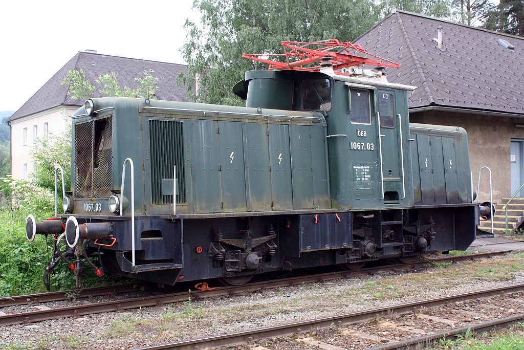 Die schon lange ausgemusterte BB 1067.03 am 11.Juni 2010 im Eisenbahnmuseum Knittelfeld.