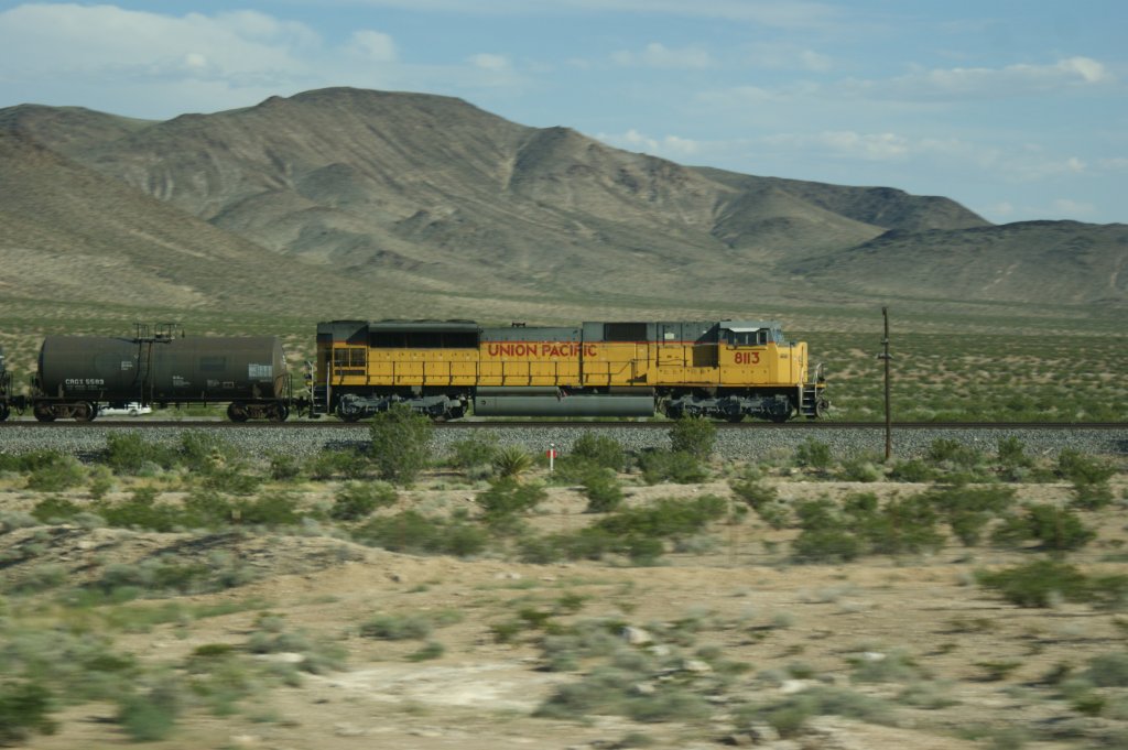 Die SD80MAC der Union Pacific am Ende eines Gz USA 2012