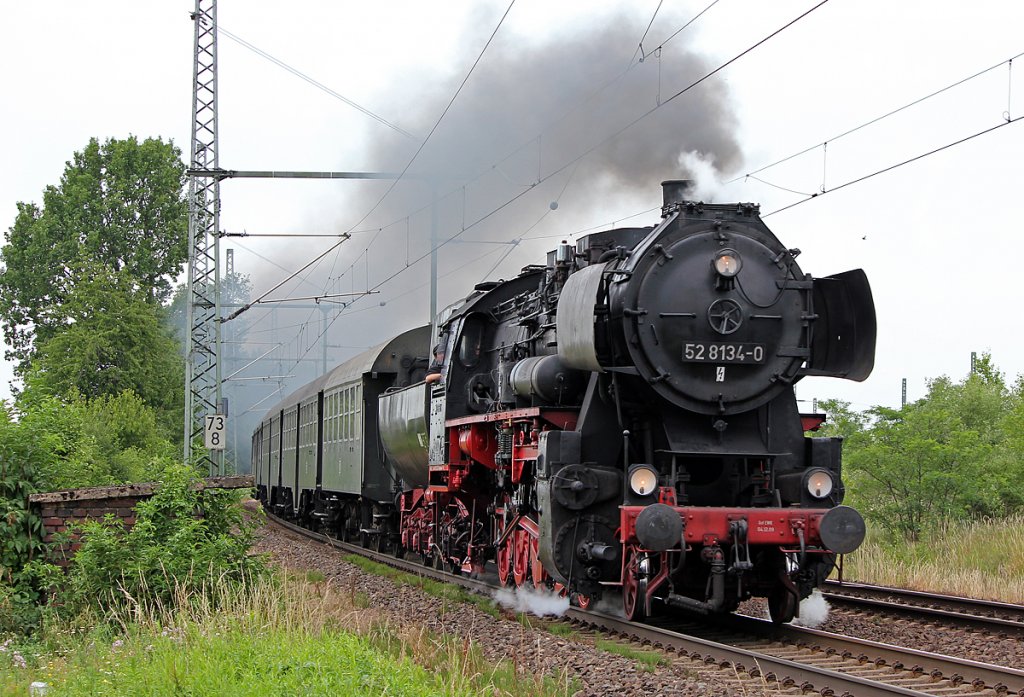 Die Siegener 52 8134-0 in Porz Wahn am 17.06.2011