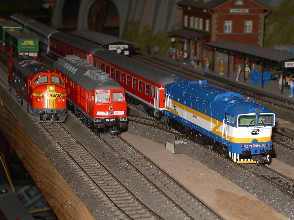 Die STRABAG Nohab, eine Ludmilla und die CD Taucherbrille im Bahnhof.