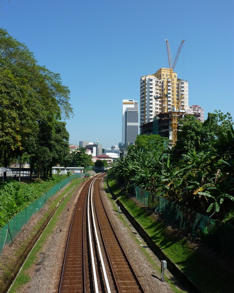 Die Strecke der Sri Petaling Line am 17.04.2011 bei der Station Hang Tuah.