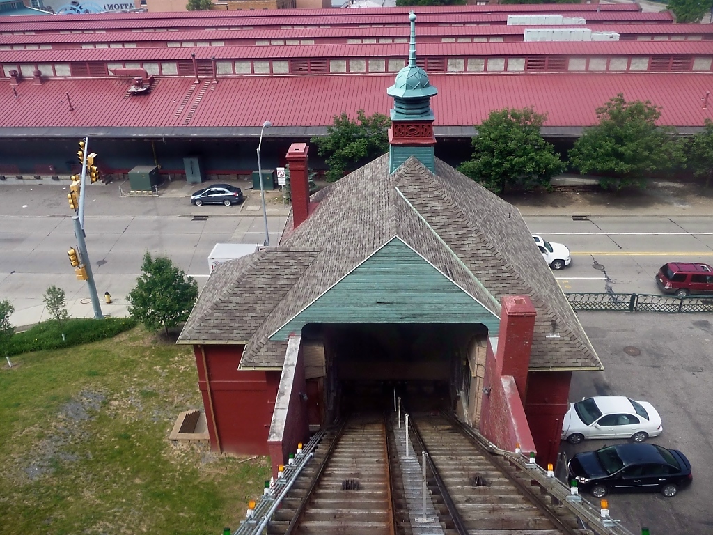 Die Talstation der Monongahela Incline in Pittsburg, PA (7.6.09). 