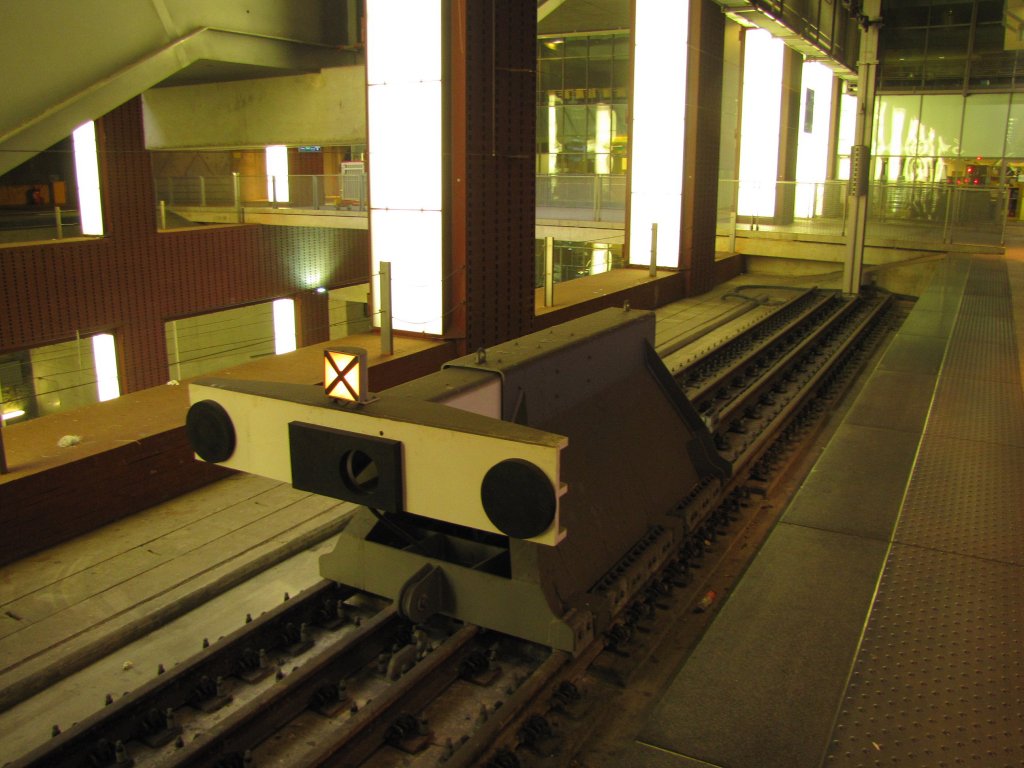 Die TrainStopp Vorrichtung in Antwerpen Centraal; 22.11.2011
