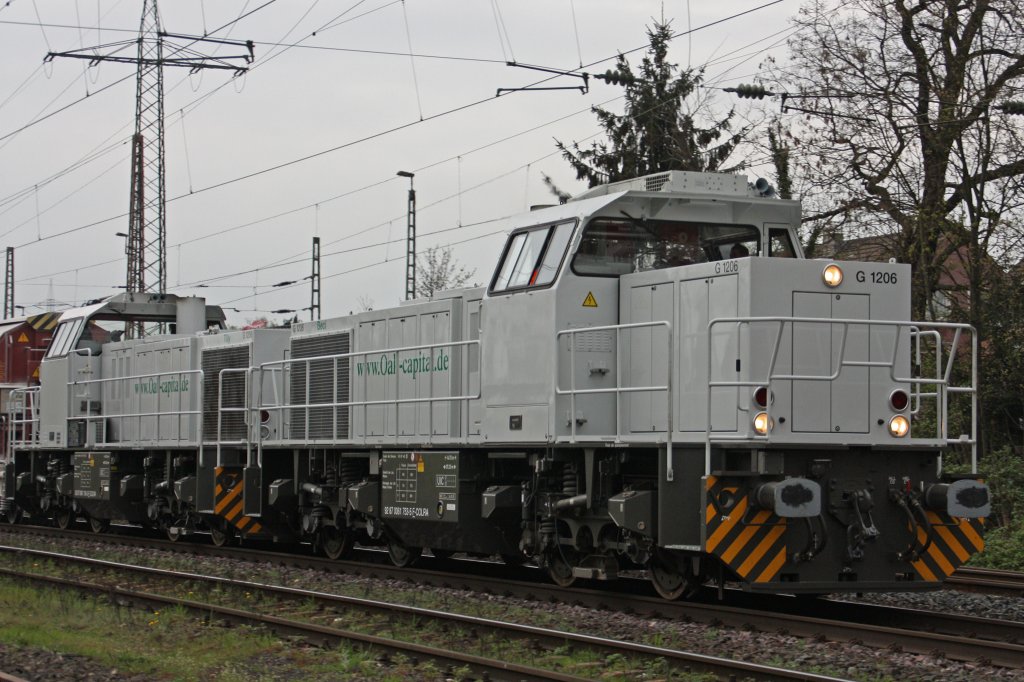 Die TXL Mietloks 275 753  Beci  und 275 754  Tilly  am 7.4.11 in Ratingen-Lintorf.Gru zurck an den Tf!!!