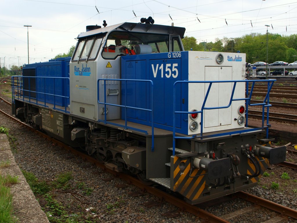 Die V155 der Rurtalbahn am 10.05.2010 in Aachen West.