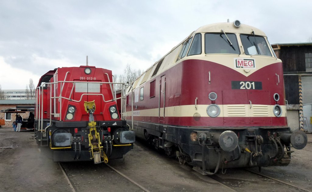 Die Voith Gravita 10BB und die MEG 201 war bei den 2. Geraer Eisenbahnfrhling in Gera zusehen. Foto 13.04.2013   