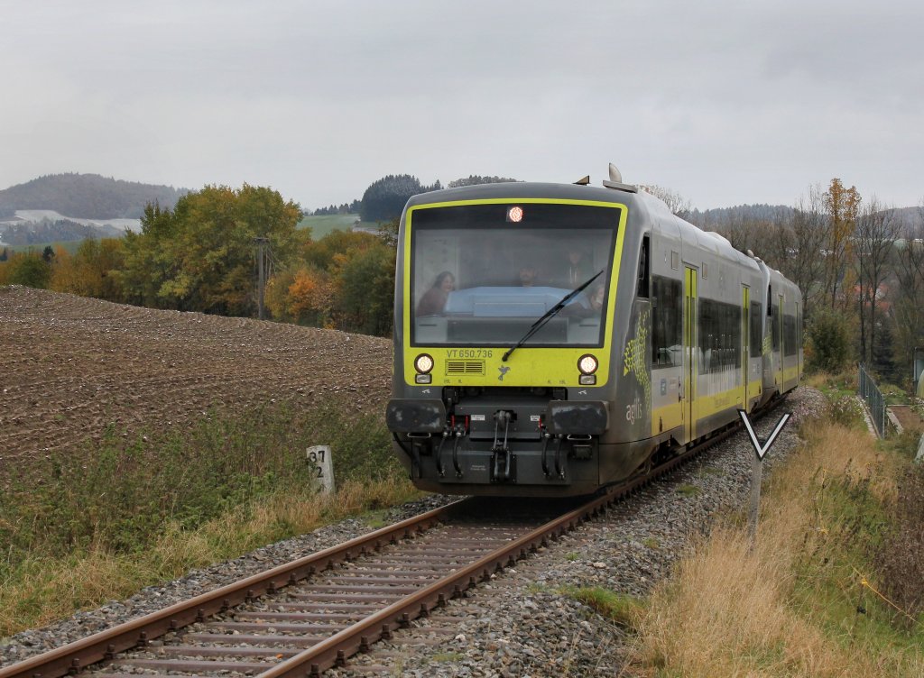 Die VT 650 736 und der VT 650 723 am 28.10.2012 unterwegs bei Waldkirchen.