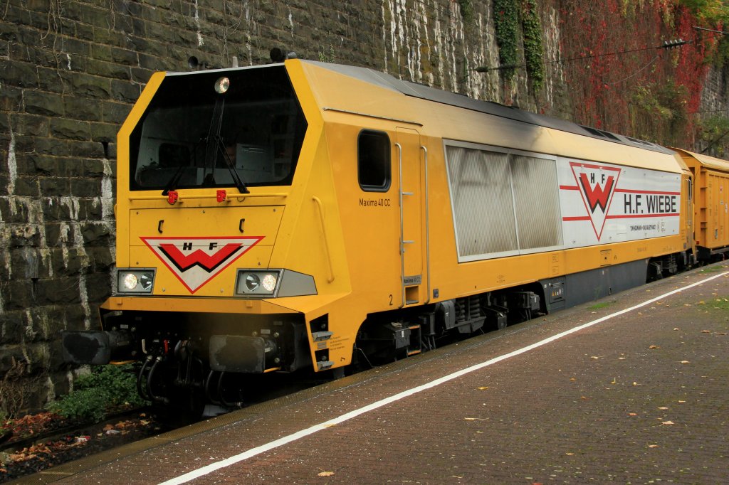 Die Wiebe Maxima 264 011-8 am 16.10.2012 in Wuppertal Hbf.