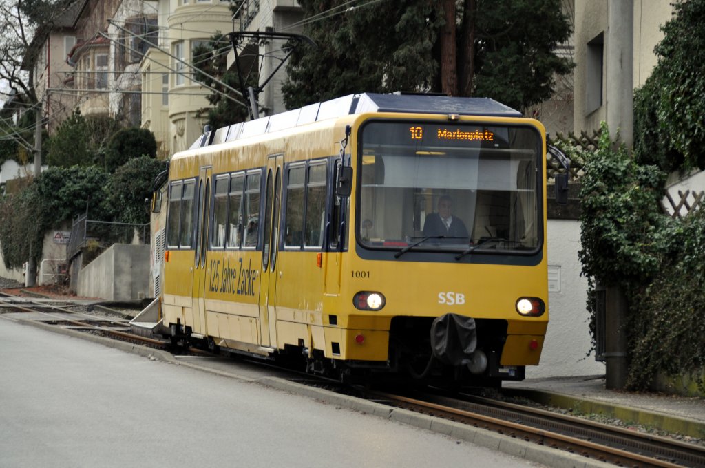 Die  Zacke  Wagen:1001 in Richtung Marienplatz (21.01.2012)