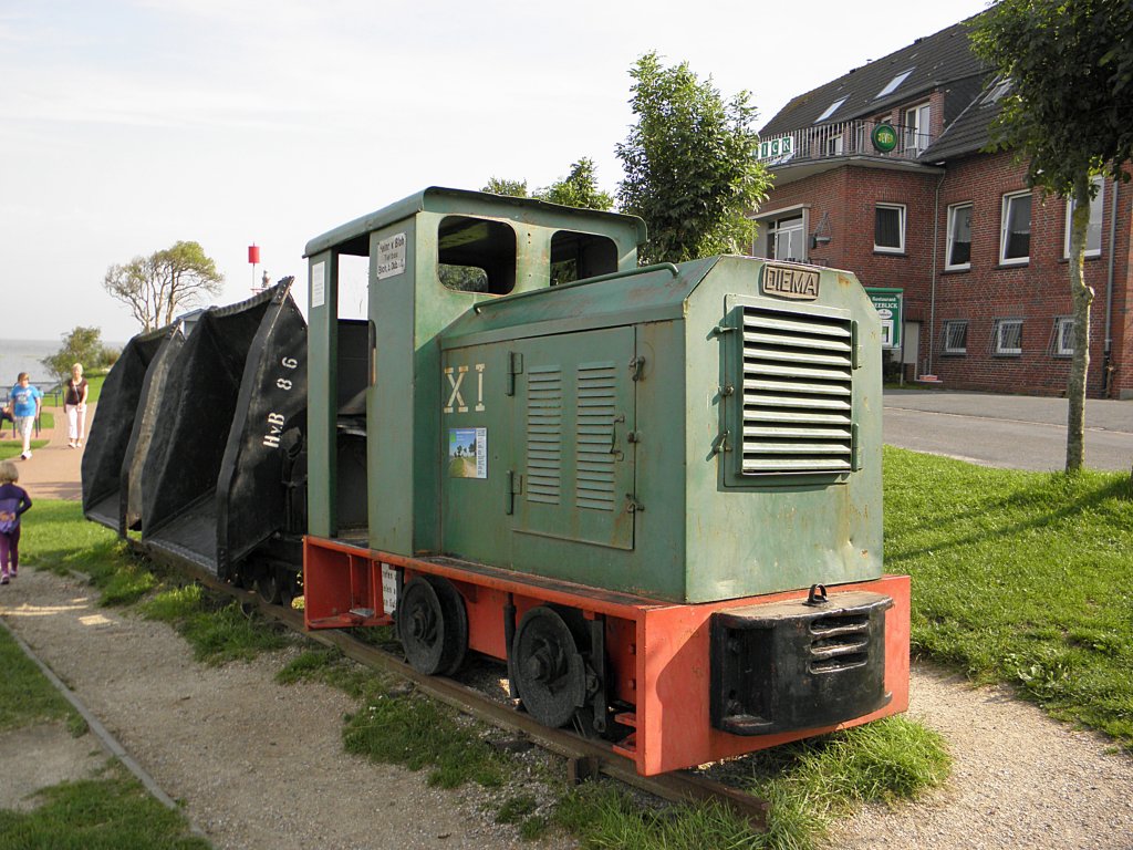 Diema Deichbau Feldbahn mit Loren am Fedderwadder Siel am 26.8.2011 