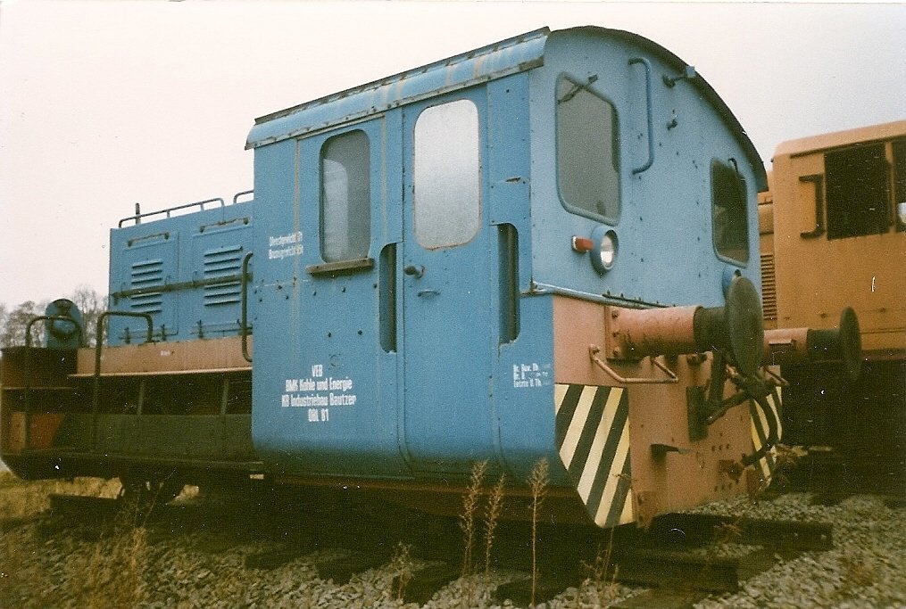 Diese ehmalige Werklok stand im Januar 1999 in Zittau.