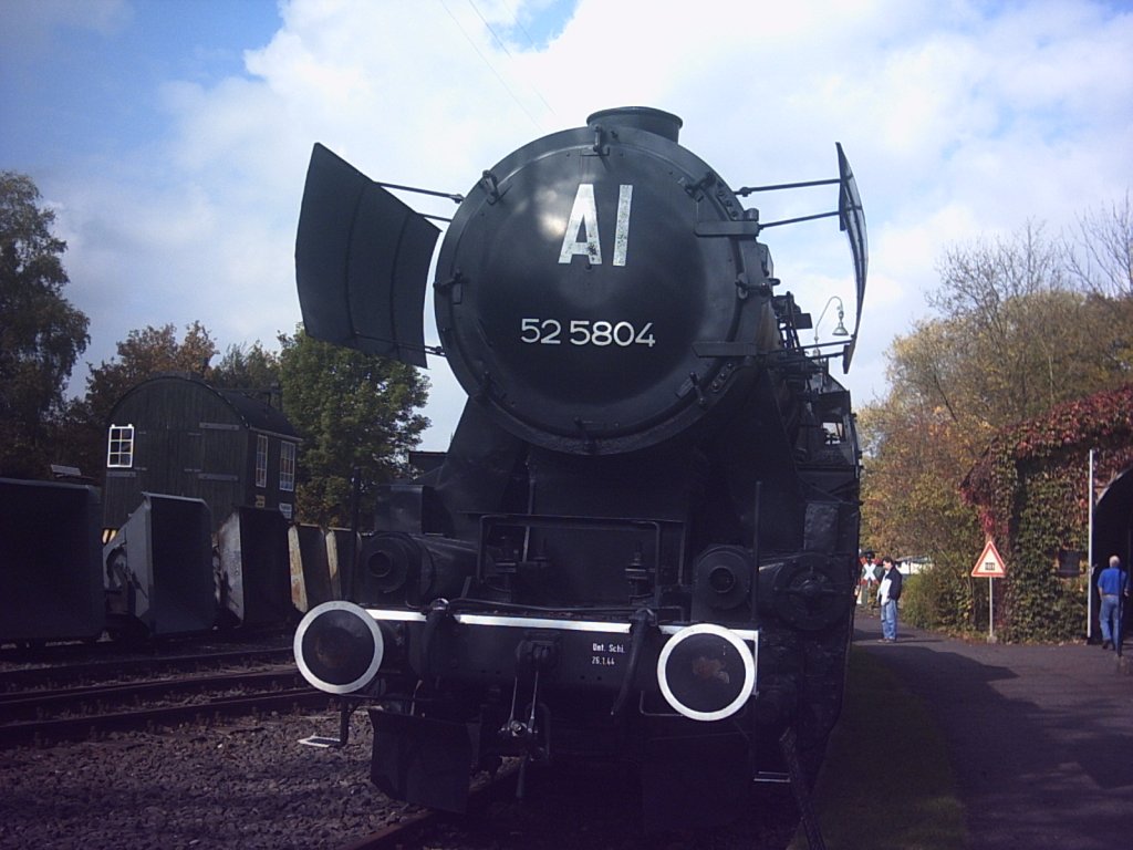 Diese Kriegslok steht im Museum Neuenmarkt-Wirsberg. Die 52iger ist in den Auslieferungszustand versetz worden.