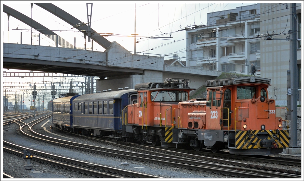  Diesel/elektrisches  Doppelgespann in Chur. (18.03.2011)