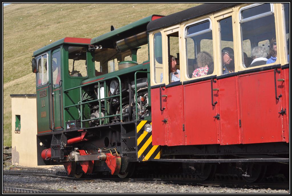 Diesellok 11  Peris  in Halfway. (06.09.2012)