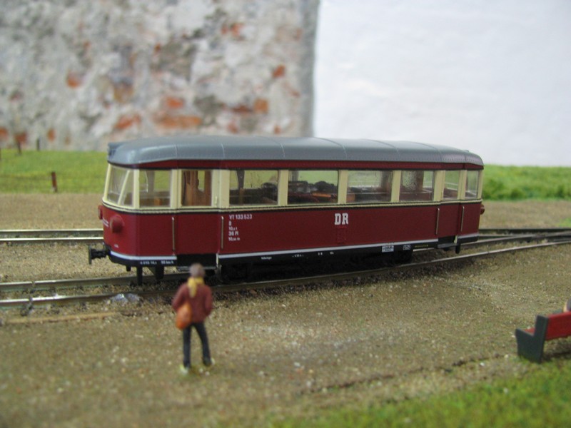Dieseltriebwagen VT 133 523 -DR- (Spur H0m) fotografiert im Mecklenburgisches Eisenbahn- und Technikmuseum (Bw)Schwerin 27.09.2009