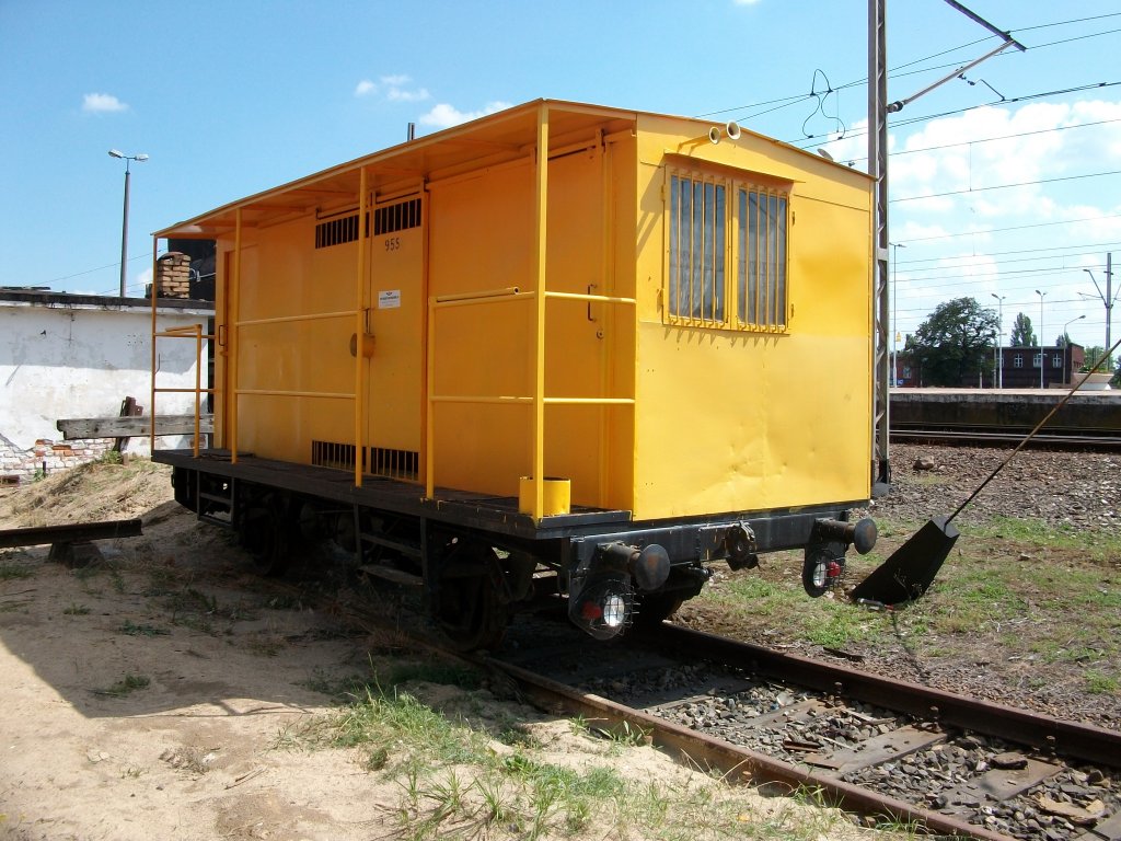 Dieser Bahndienstwagen stand,am 31.Juli 2010,in Szczecin Glowny.