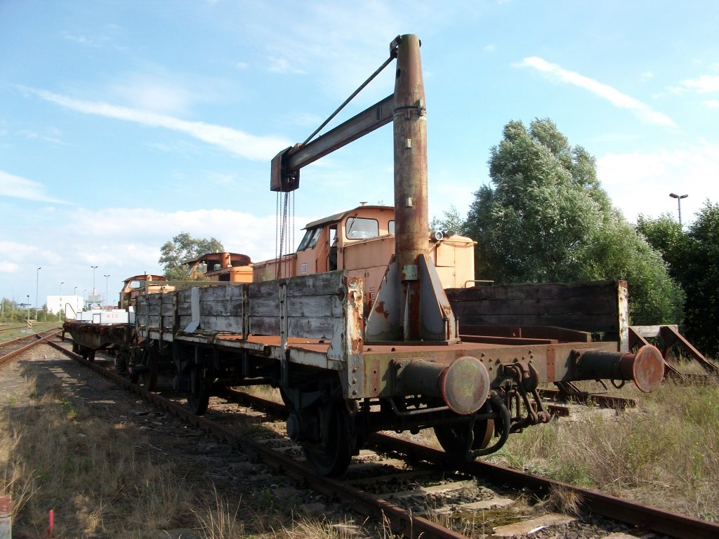 Dieser Kranwagen ist Marke Eigenbau und steht in Mukran.