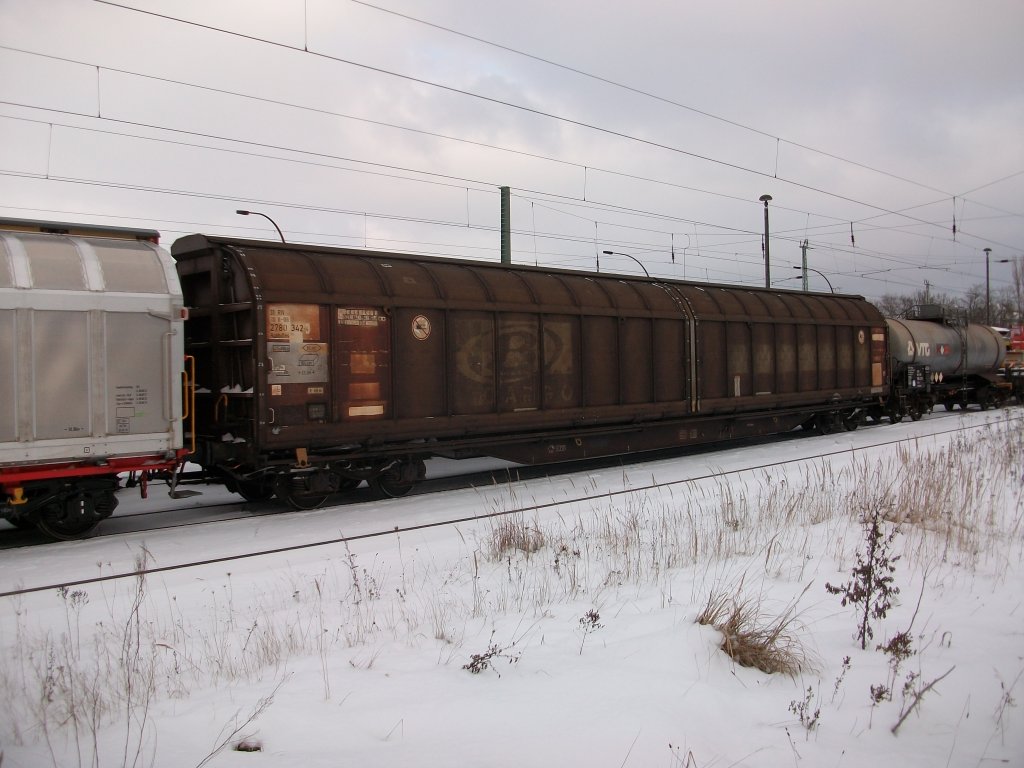 Dieser Schiebewandwagen Habbillns 31 80 2780 342-4 fuhr einmal fr das belgische  B-Cargo .Aufnahme am 01.Dezember 2010 in Bergen/Rgen.