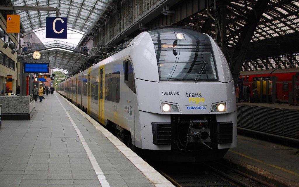Diie  MittelRheinische  460 006-0 mit MRB 26 (Mainz Hbf - Kln Messe/Deutz) hier bei Ausfahrt von Kln Hbf am 28. 09 2010.