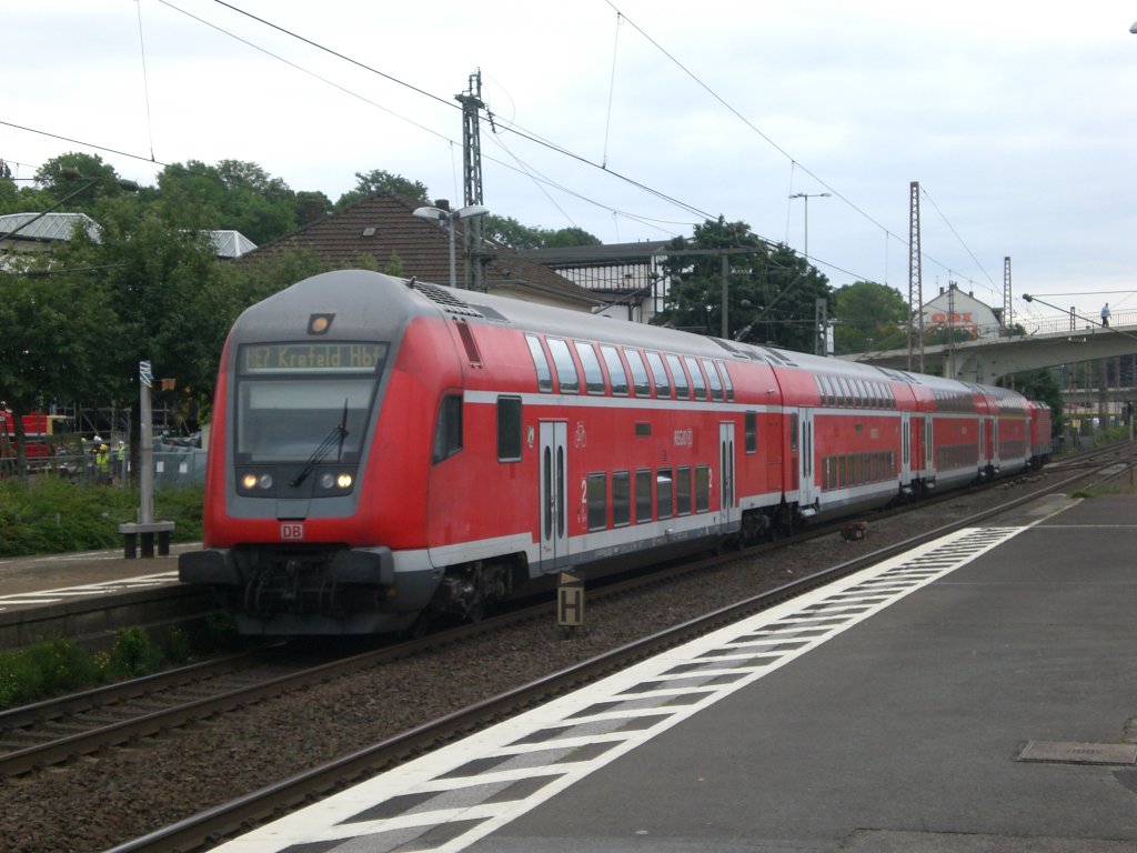 Doppelstock-Steuerwagen (3. Gattung) als RE7 nach Krefeld Hauptbahnhof im Bahnhof Wuppertal-Oberbarmen.(11.7.2012) 