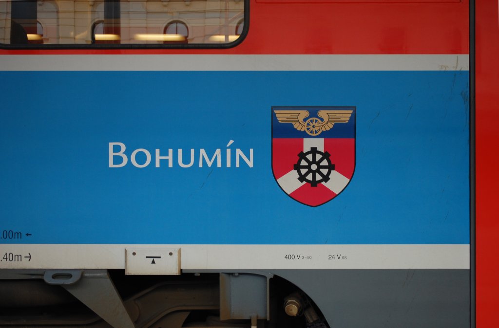 Doppelstock-Triebeinheit „CityElefant“ (BR 971) fr den Ostrauer Verkehrsverbund trgt auch Name und Wappen der Bahnstadt Bohumn/Oderberg; 19.04.2012