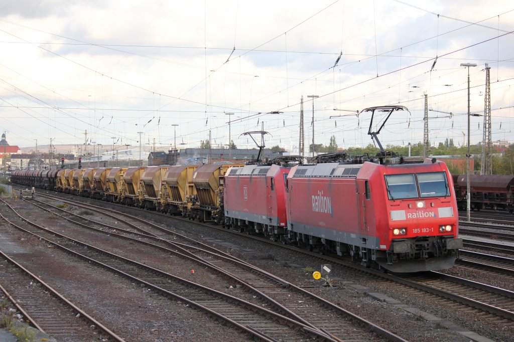 Doppeltraktion 185 heute den 20/10/2011 durch den Gbf Paderborn