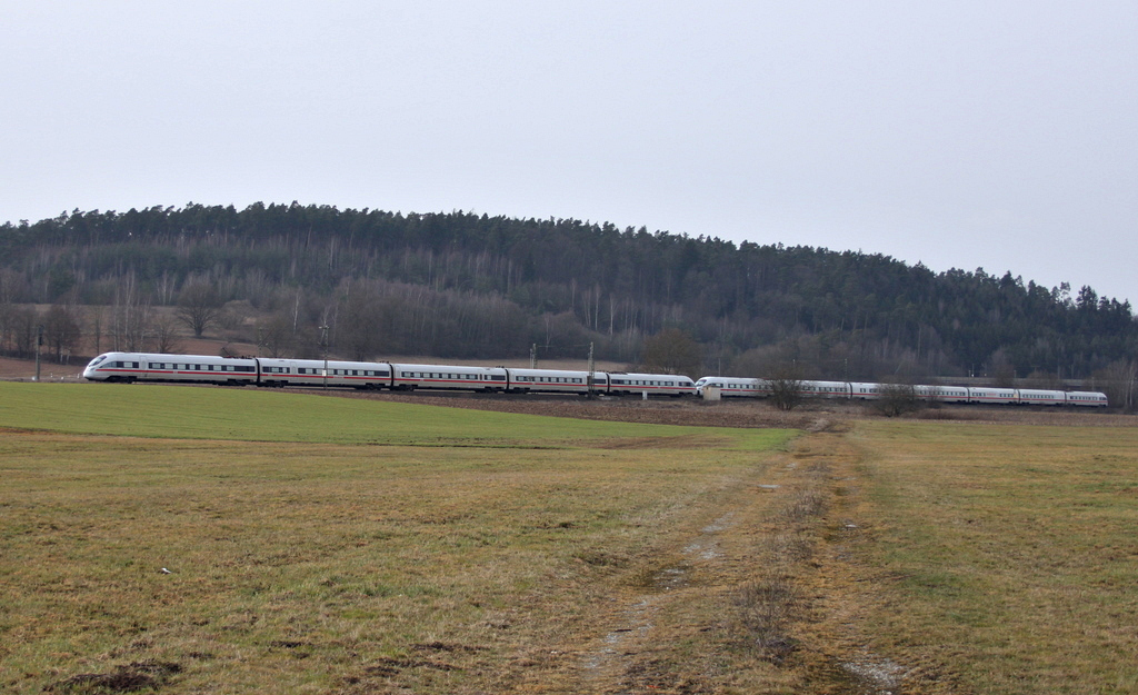 Doppeltraktion ICE-T nach Frankfurt am Main am 07.03.12 bei Fulda