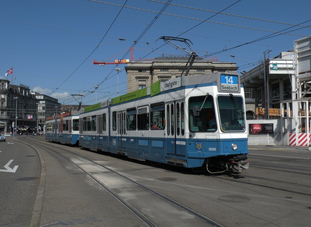 Doppeltraktion mit dem Be 4/6 2030 an der Spitze auf der Linie 14 am Hauptbahnhof in Zrich. Die Aufnahme stammt vom 23.06.2012. 