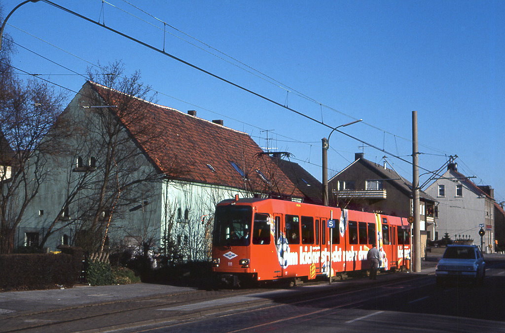 Dortmund Tw 111 in der Brambauer Strae, 16.02.1994.