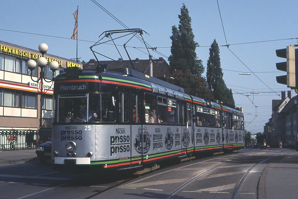 Dortmund Tw 25 an der Hst M�llerbr�cke, 26.05.1992.