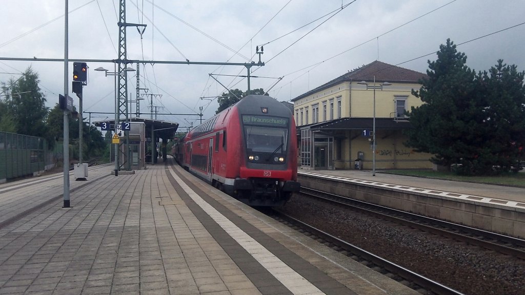 Dosto Steuerwagen in Lehrte, am 16.09.2012.
